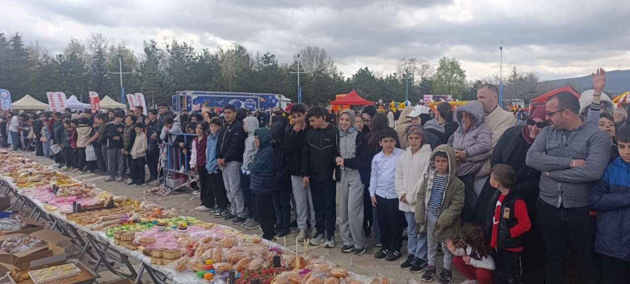 Konya Beyşehir’de Gençlik ve Lezzet Festivali coşkuyla başladı 4